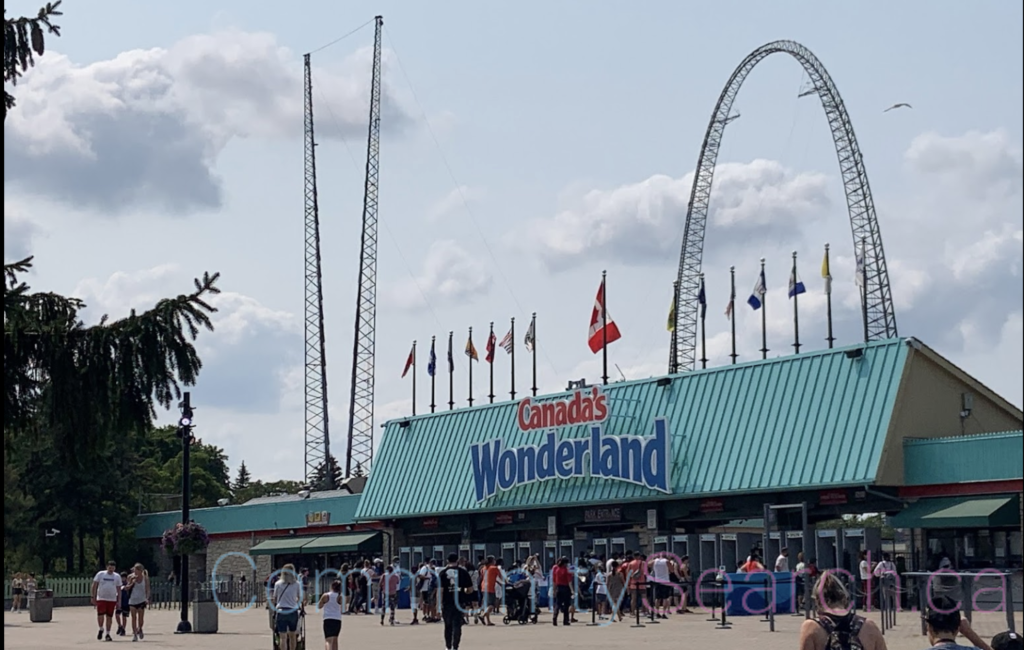 Canada's Wonderland Maple Vaughan