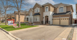 31 Saint Nicholas Cres