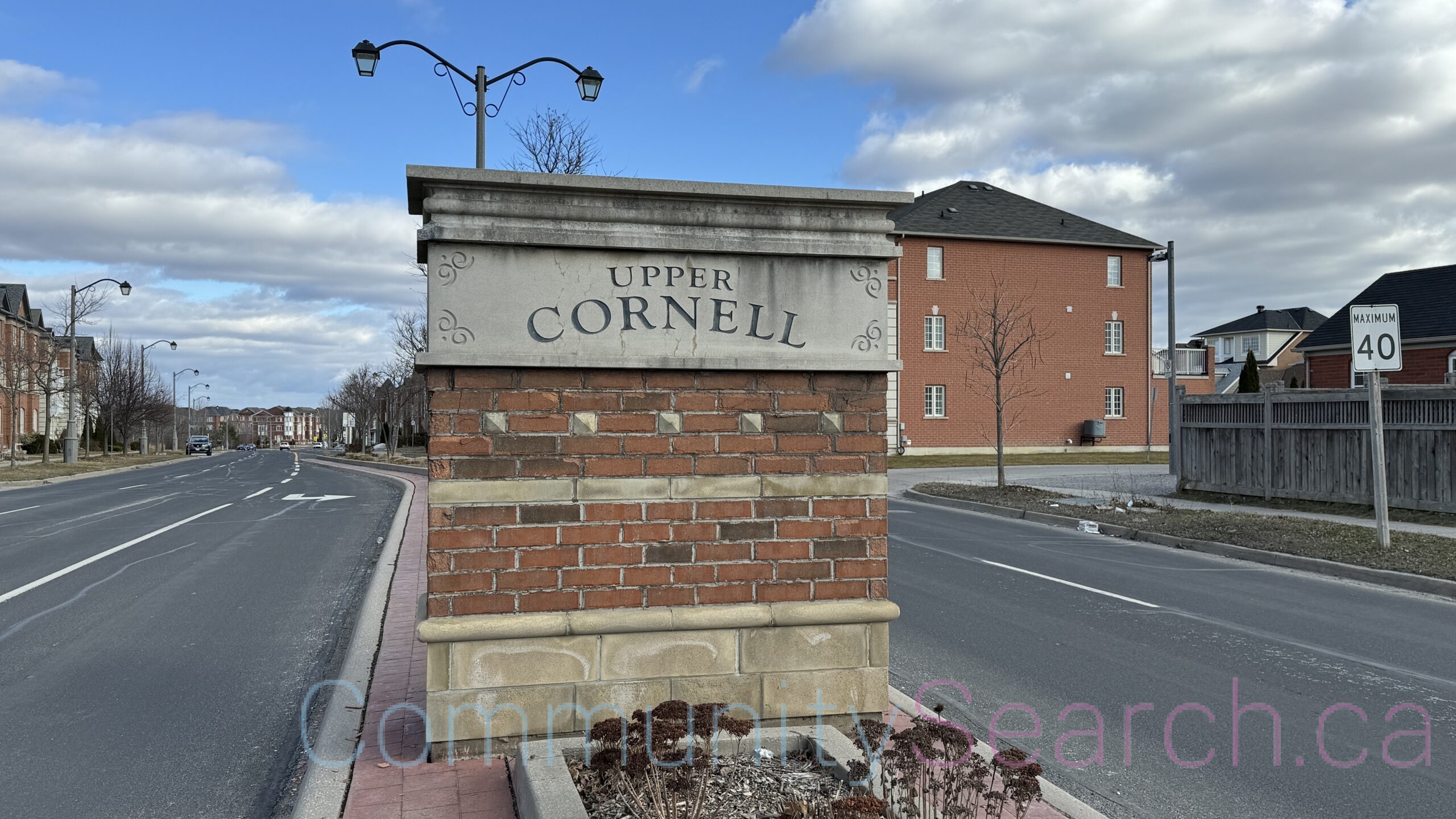 Cornell Rouge Markham