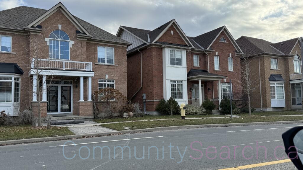 Semi-Detached Home Berczy Village Markham