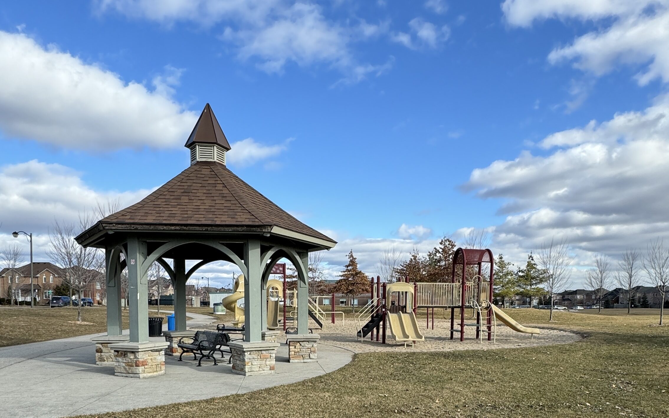 Parkette Located in Greensborough Markham